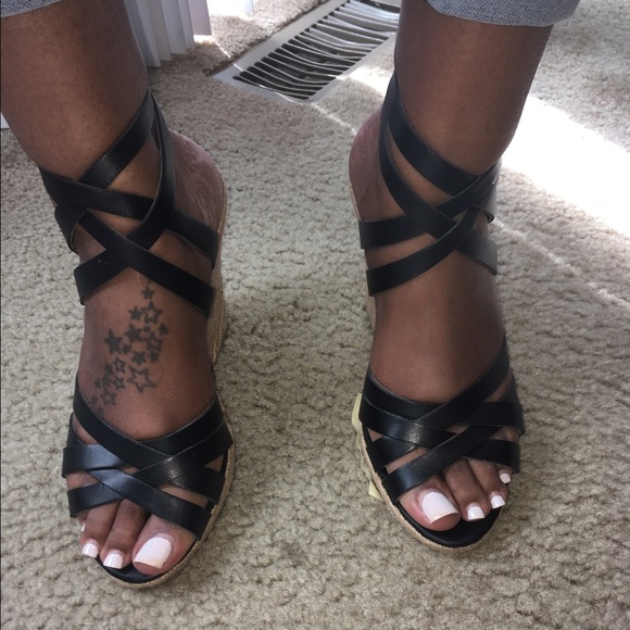 Charles by Charles David Black Leather Wedges - Picture 1 of 3