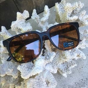 Authentic Quay Australia "Alpha" Sunglasses