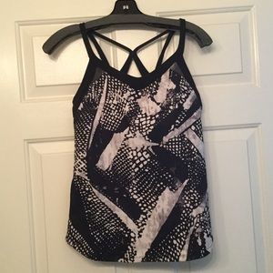 Lululemon athletica top size 10 authentic