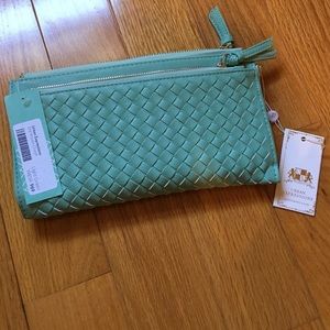 Urban Expressions Elle Woven Clutch