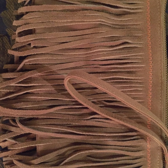 Wristlet - Picture 4 of 4