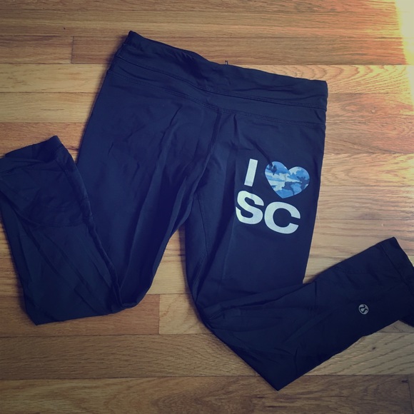 ☠ Lulu for SoulCycle Army Capri