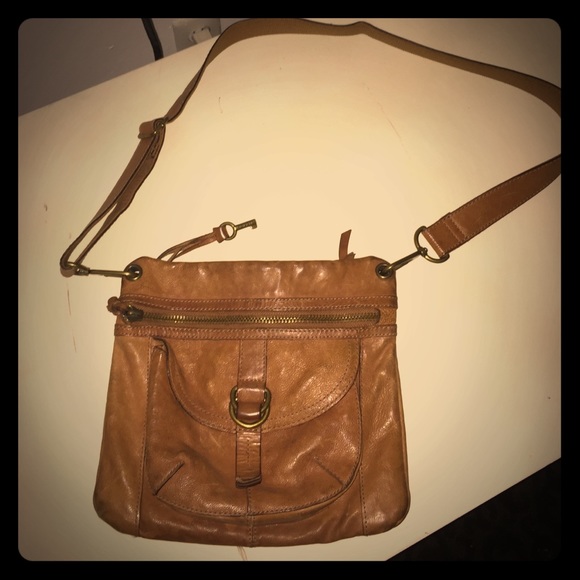 Leather Fossil cross body bag in camel - Picture 1 of 3