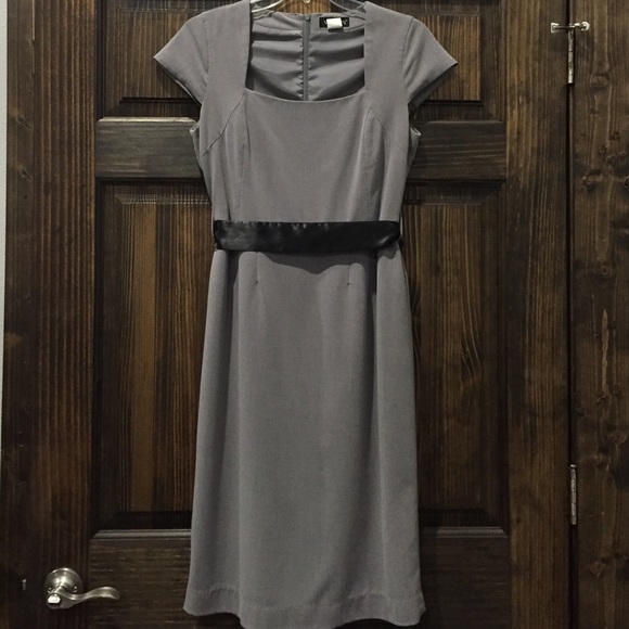 Venus grey cap sleeve work dress