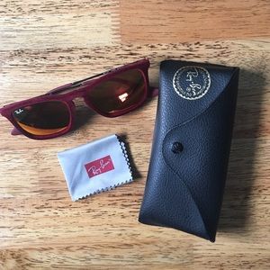 Crushed red velvet RayBans in the style Chris