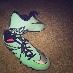 Soccer shoes BRAND NEW