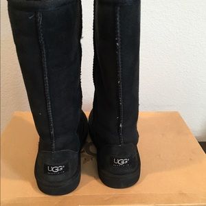 Kid's Classic Tall UGG Black Boots Size 3