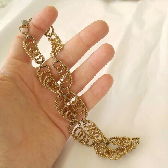 ------ - Picture 4 of 4