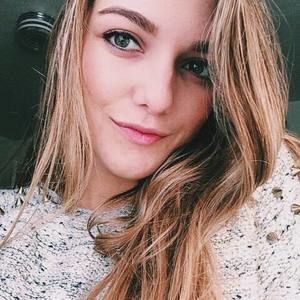 Meet your Posher, Cayley