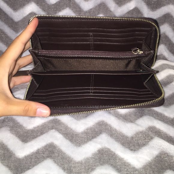 Coach Wallet - Picture 3 of 3