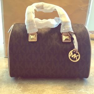 SALE🎉Michael Kors Grayson Medium