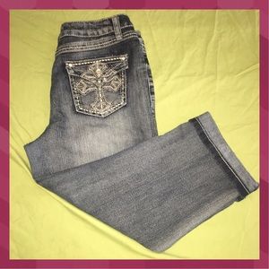 Cato Cute Cross Embellished Capris