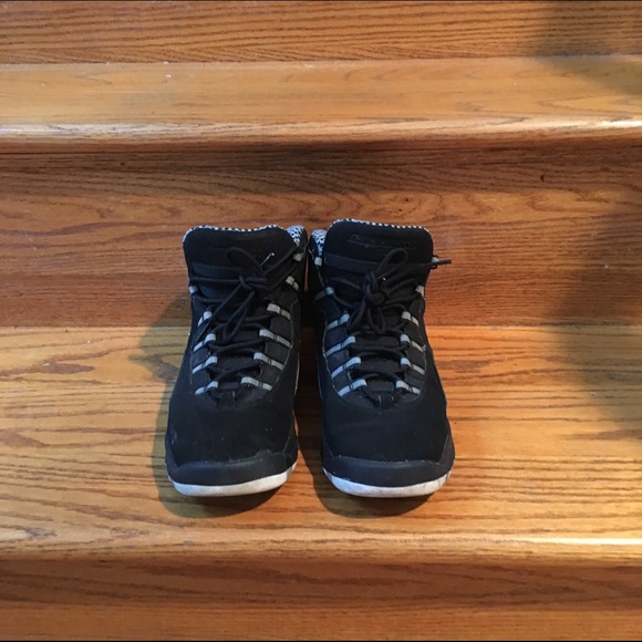 Jordan 10 Black Suede