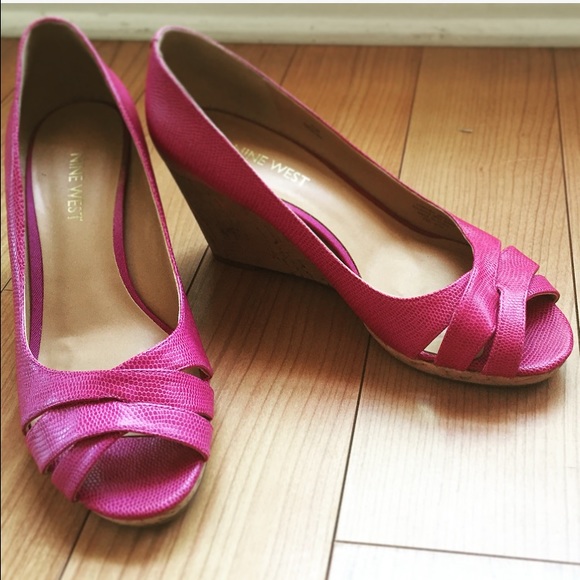 💋 Nine West BEAUTIFUL Wedges 💋 MAKE AN OFFER! 😀
