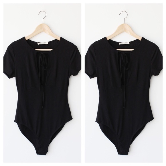 Black ribbed keyhole bodysuit with self tie front - Picture 2 of 2