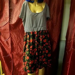Torrid flower dress with pockets