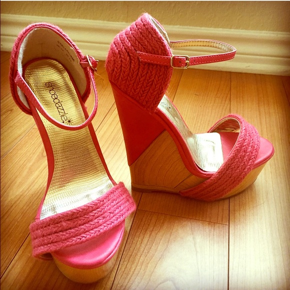 NEW Extra Sexy High Wedges 💗💗 Comfy and Cute!
