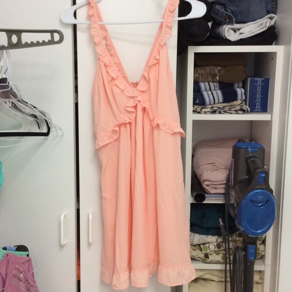 Tobi Dresses & Skirts - Never worn Tobi Dress