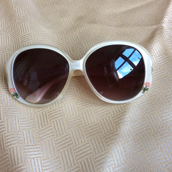 Oversized Sunnies