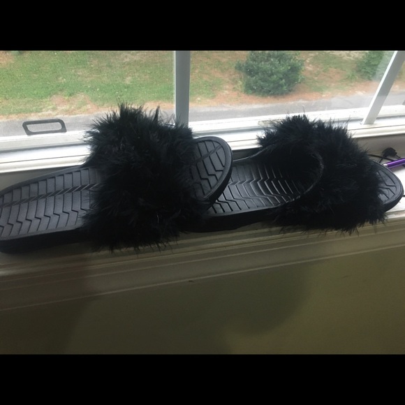 FUZZY SLIDES ✨❣ - Picture 2 of 4