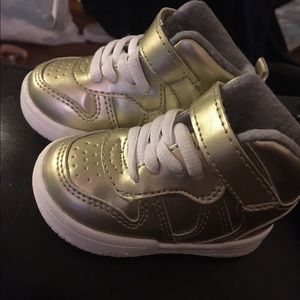 Gold infant sneaker!