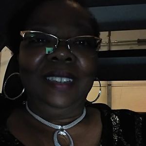 Meet your Posher, Rose