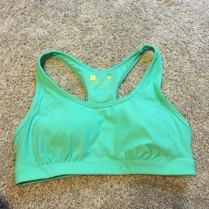Xersion sports bra