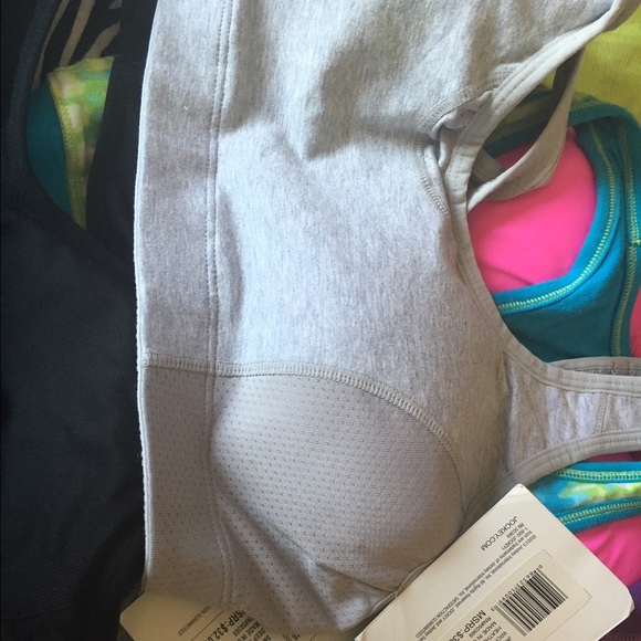 Workout Tops - Picture 2 of 4