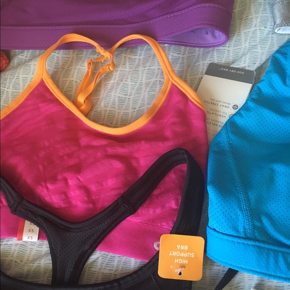 Workout Tops - Picture 3 of 4