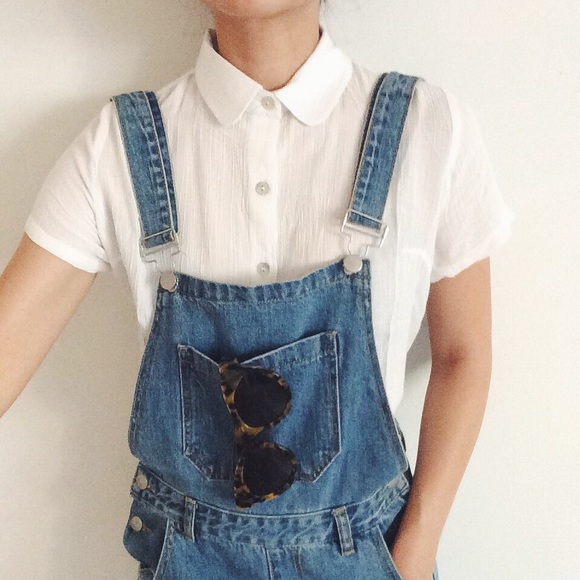 Brandy Melville Tops - White Peter Pan collar button down back self tie
