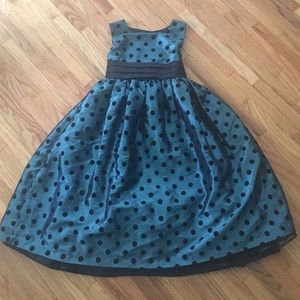 Girls dress