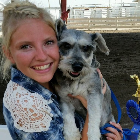 Meet your Posher, Samantha