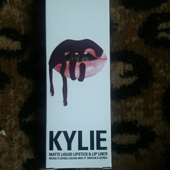 Kylie Lip Kit Kourt K