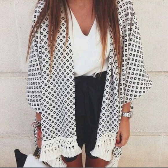 ⭐️Retro Kimono⭐️