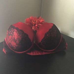 Cacique bra from Lane Bryant. Red and black lace