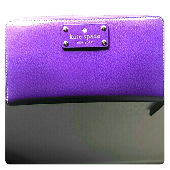 REDUCED!!!Kate Spade Purple Zip-Around NWOT