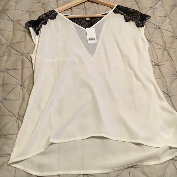 BR blouse—need to clean out $7 sale!
