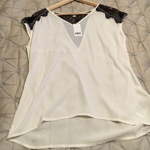 BR blouse—need to clean out $7 sale!