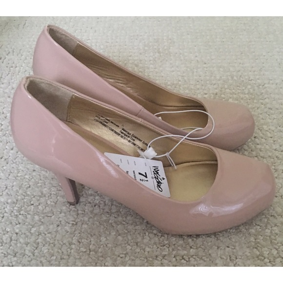 Target Nude Pumps 7 1/2