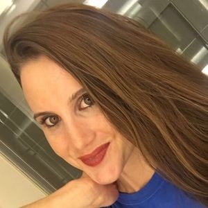 Meet your Posher, Carissa