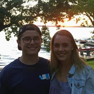 Meet your Posher, Genna