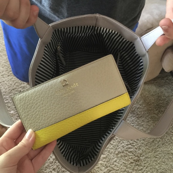 Kate Spade Purse PLUS Wallet! - Picture 4 of 4