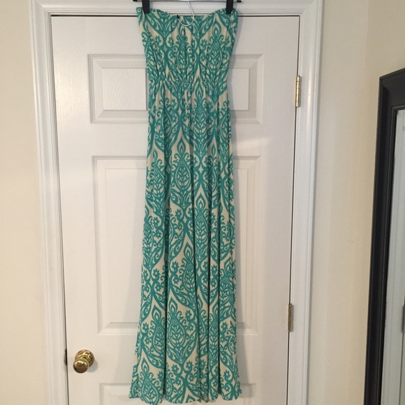 NWOT Maxi Dress