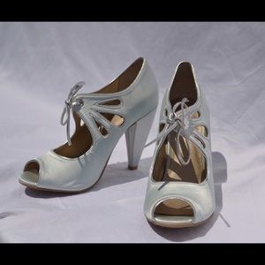 Mint green Seychelles shoes from BHLDN size 7.5