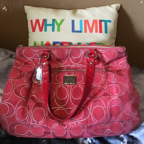 ☀️SUMMER CLEAROUT☀️Hot pink Coach purse