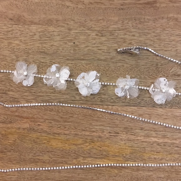 Crystal and Lace Decorative Hair Piece