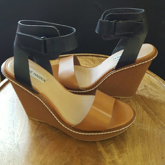 Steve Madden Platform Wedge Sandals