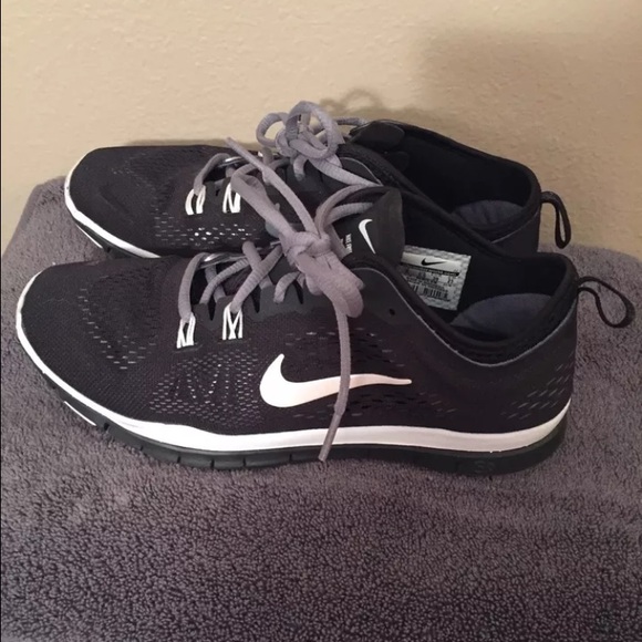 Black nike free run shoes womens 8