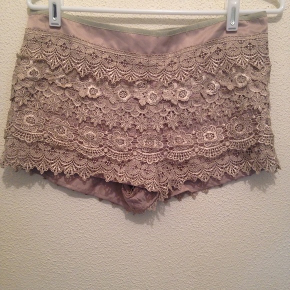Lace shorts
