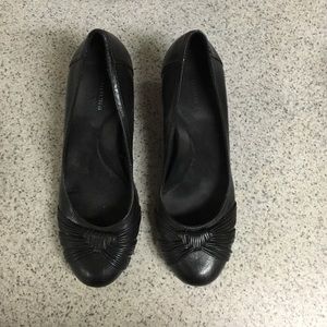 Black closed toe conservative heels